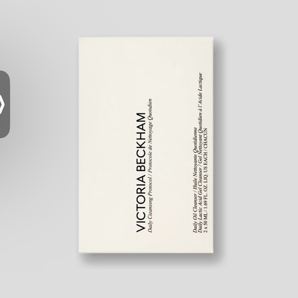 Victoria Beckham Duo Daily Cleansing Pro - Picture 2 of 5